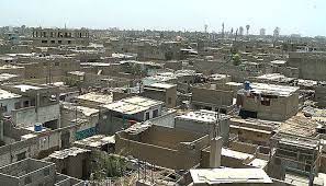 کراچی کی 60 فیصد آبادی مزدور بستیوں میں زندگی گزارنے پر مجبور