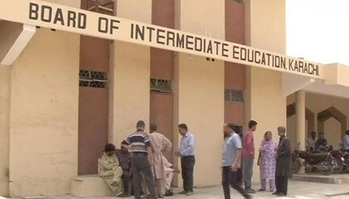 نگراں حکومت نے سندھ کے تعلیمی بورڈز کو معذور کردیا