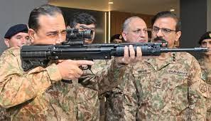 پاکستان کے دفاع کو مضبوط اور یقینی بنائیں گے ، آرمی چیف