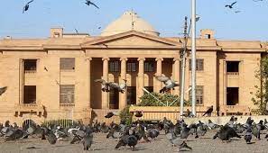 عدالت عالیہ کا زبردست حکم، کراچی شہر سے تمام سیاسی بینرز ہٹانے کا حکم