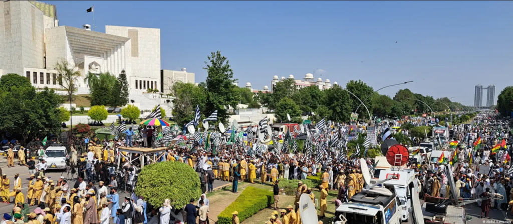 مبارک قادیانی کیس ،سپریم کورٹ فیصلے کیخلاف کراچی سے خیبر تک مظاہرے