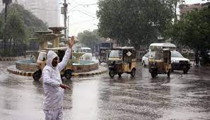 پانی سے بھرے بادلوں نے کراچی کا رخ کرلیا،یکم مارچ کو بارش کا امکان