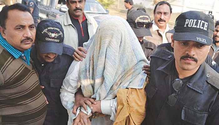 کراچی پولیس افسر کا بیٹا ڈکیت گروہ کا سرغنہ نکلا