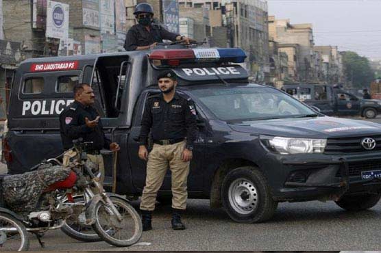 کراچی میں پولیس بے لگام ڈاکوئوں کو روکنے میں ناکام