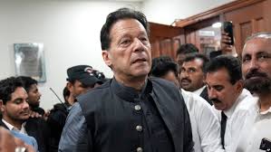 عمران خان نے نئے انتخابات کا مطالبہ کر دیا