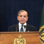 کوئی ہماری خود مختاری کو چیلنج کرے تو سیسہ پلائی دیوار بن جاتے ہیں، وزیراعظم