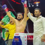 پاکستانی باکسر کا بھارتی مدمقابل کو منفرد تحفہ،ہیرو بن گئے