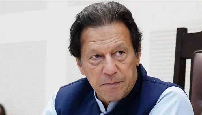 اسٹیبلشمنٹ سے خود بات کرنا چاہتا ہوں اگر وہ تیار ہے( عمران خان)
