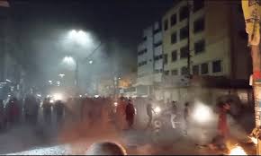 کراچی میں طویل لوڈشیڈنگ، مختلف مقامات پر عوام کا احتجاج و دھرنے