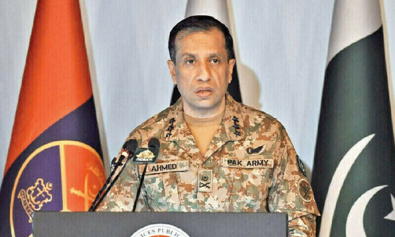 بھارت کے پاکستان میں 3 ائیر بیسز پر حملے،  ہمارے جواب کا انتظار کرو، ترجمان پاک فوج
