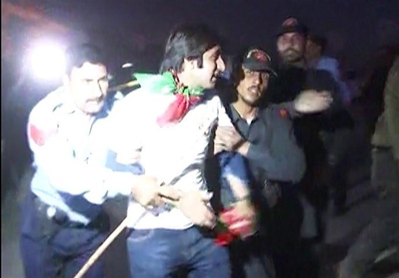 پی ٹی آئی قیادت ، وکلا نے کارکنان کو بے یار و مددگار چھوڑ دیا
