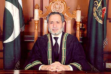 کیا محکمہ صحت کی ہمت ہے وہ و زیر اعلیٰ سندھ کو انکار کردے)جسٹس جمال خان مندوخیل(