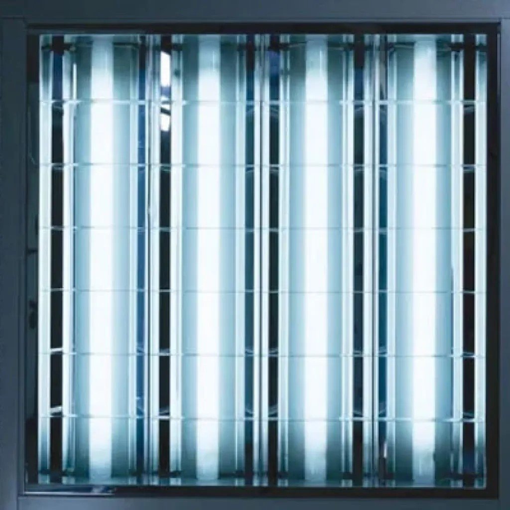 مصنوعی روشنی سے بجلی پیدا کرنے والا سولر پینل تیار