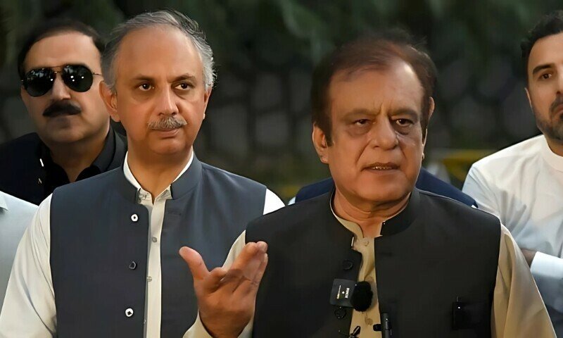 پی ٹی آئی کو بڑا دھچکا، قومی اسمبلی ،سینیٹ میں چار عہدے خالی،اپوزیشن لیڈرعمر ایوب ، شبلی فراز فارغ