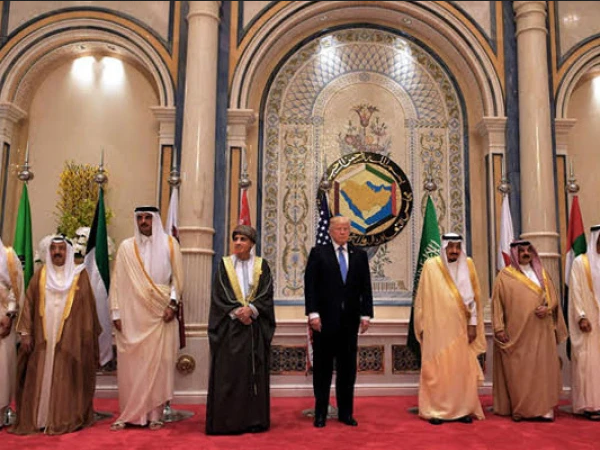 غزہ جنگ بندی کیلئے 21 نکاتی امن فارمولا پیش ، صدر ٹرمپ کا عرب رہنماؤں کو خصوصی پیغام