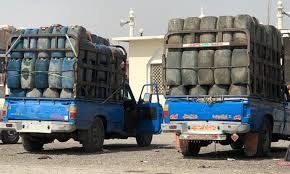 پولیس کی مبینہ سرپرستی میں اسمگل شدہ پیٹرول اور ڈیزل سرعام فروخت