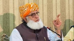 پی ٹی آئی سے رابطے منقطع نہیں، اتحاد ممکن ہیں،مولانا فضل الرحمان