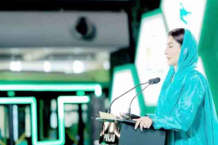 پیپلزپارٹی کی معافی کا مطالبہ مسترد،تنقید کروگے تو زوردار جواب ملے گا، مریم نواز