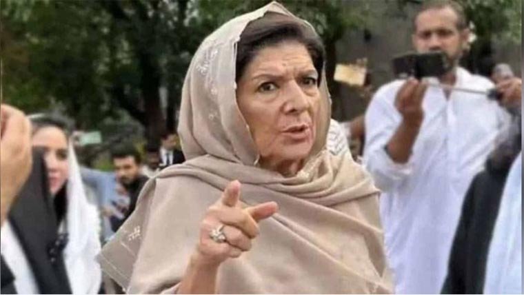 علیمہ خان کا دھرنا ، 8 کارکنان پہلے گرفتار، پھر رہا