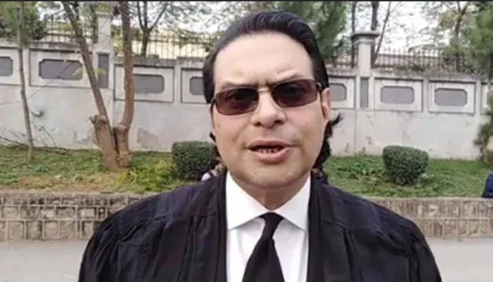 پی ٹی آئی اراکین نے سلمان اکرم راجا کو آڑے ہاتھوں لے لیا