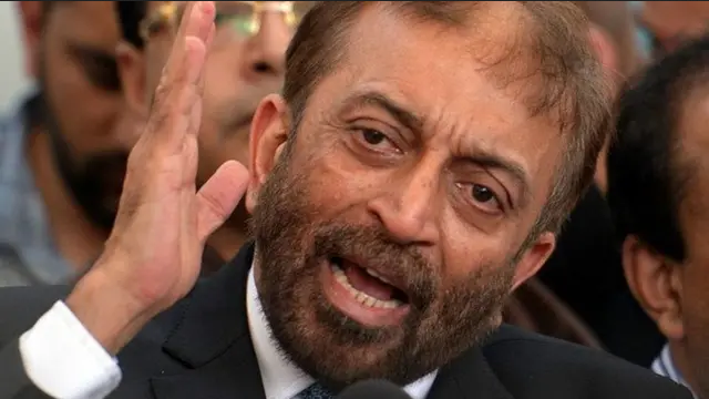 آگ گل پلازہ میں نہیں، ہرشہری کے دل میں لگی ہے،فاروق ستار