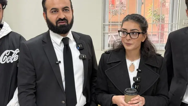 ایمان مزاری اور ہادی علی چٹھہ کو 17, 17 سال قید کی سزا