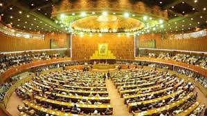 بیوی کو گھورنا، طلاق یا دوسری شادی کی دھمکی دینا قابل سزا جرم،پارلیمنٹ سے قانون منظور