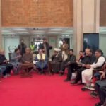 مطالبات پورے ہونے تک دھرنا جاری رہے گا ،اپوزیشن اتحاد کا فیصلہ