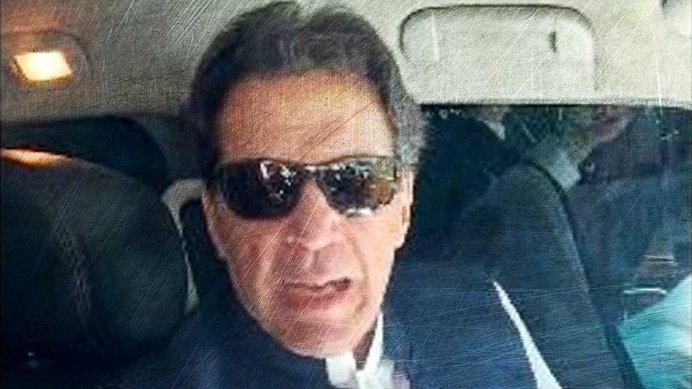 عمران خان کی ایک آنکھ کی بینائی اچانک ختم ہونے کا انکشاف
