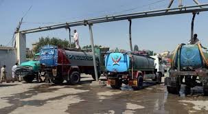 عزیزآباد میں زیرِ زمین پانی کی کھلے عام فروخت ،ہائیڈرنٹ قائم