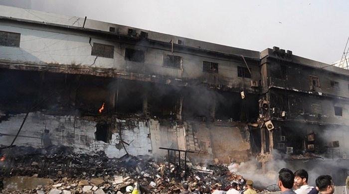 سانحہ گل پلازہ،تحقیقاتی کمیشن کا ڈی جی ایس بی سی اے کو سوالنامہ جاری