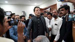 ججوں کو خود پر شرم آنی چاہیے، یہ لوگ مجھے توڑ نہیں سکتے، عمران خان