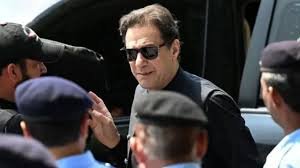 جوچاہیں کرلیں ، سر نہیں جھکاؤں گا،عمران خان کا جیل سے پیغام