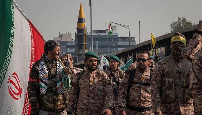 ایرانی پاسداران انقلاب کا امریکی صدر کو چیلنج