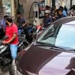 بنگلادیش میں توانائی بحران: یونیورسٹیاں بند، پیٹرول کی فروخت محدود کر دی گئی