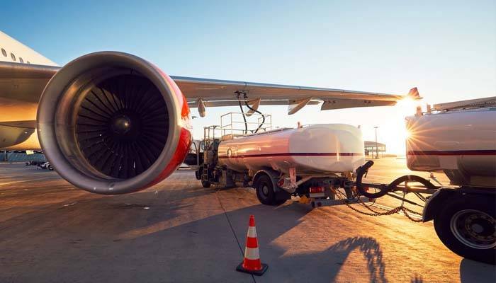 حکومت نے کمرشل طیاروں کے جیٹ فیول کی قیمت میں بڑا اضافہ کردیا