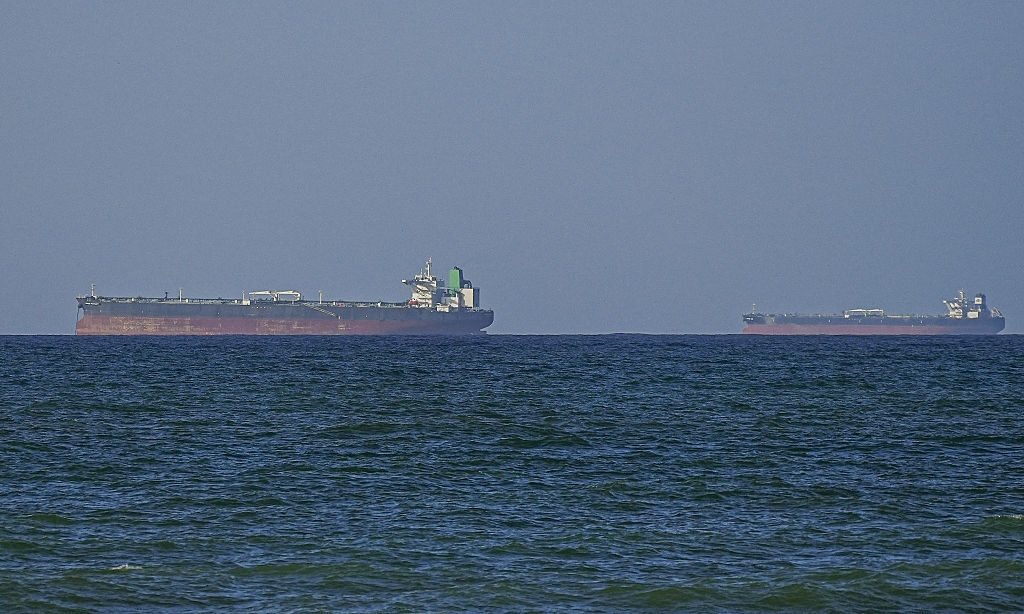 امریکا کی ایرانی بندرگاہوں کی ناکہ بندی،قریب آنے والے جہازوں کو تباہ کرنے کی دھمکی