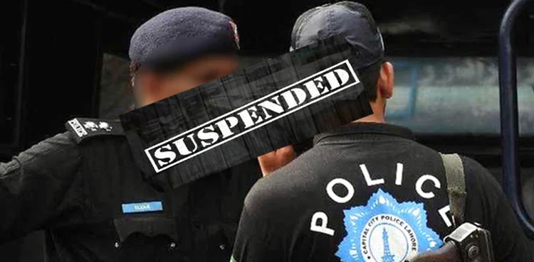 کراچی کے 22 پولیس افسران و اہلکار معطل، رپورٹ کرنے کا حکم