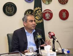 پاکستان سے 100ارب ڈالر باہر گئے( کراچی میں ایک دو بندے اٹھانے کی دیر ہے سب پتاچل جائے گا، وفاقی وزیر داخلہ