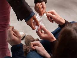 تعلیمی اداروں میں ویڈ سپلائی کرنیوالا نیٹ ورک پکڑا گیا