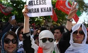 عمران خان کی رہائی کیلئے پی ٹی آئی قیادت متحرک،تحریک تیز کرنے کا اعلان