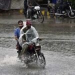 کراچی میں آج گرج چمک کے ساتھ بارش کا امکان