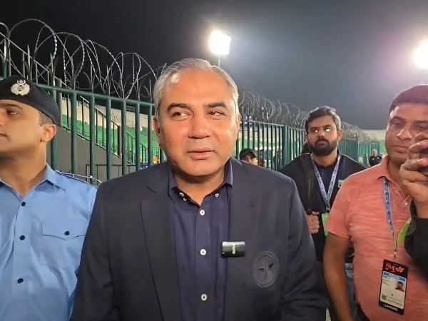 ون کانسٹیٹیوشن ایونیو پر مؤقف میں کوئی تبدیلی نہیں آئی، محسن نقوی