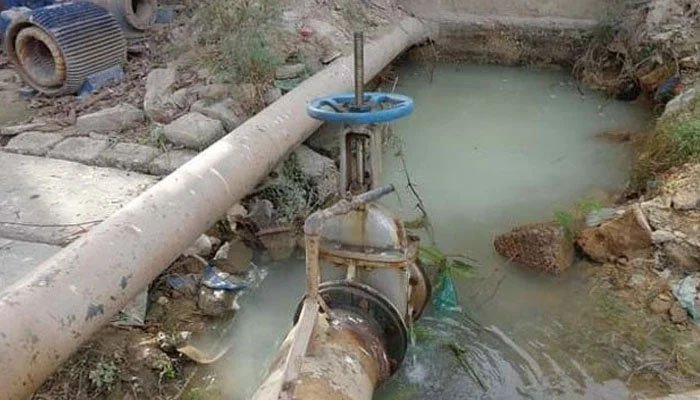 نیوکراچی میں پانی چوری کا بڑا نیٹ ورک بے نقاب،ملزم گرفتار