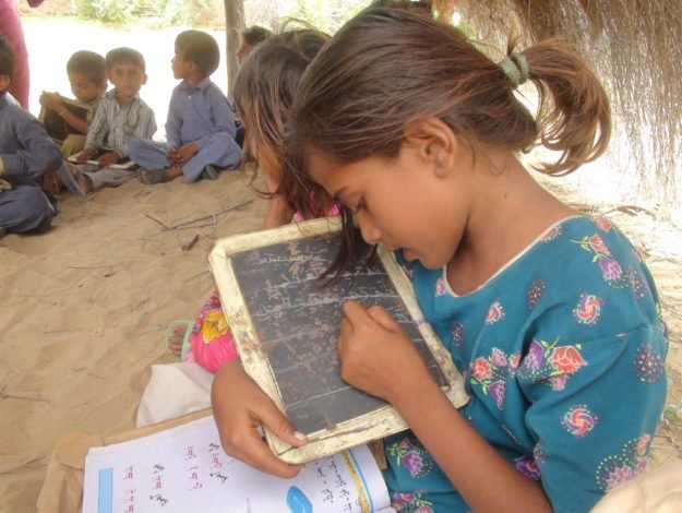 ڈپٹی کمشنر دادو کی جانب سے سندھ کابینہ کے احکامات نظرانداز