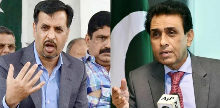 ایم کیو ایم پاکستان پھر گروپ بندی کا شکار، خالد مقبول صدیقی اور مصطفی کمال آمنے سامنے