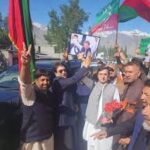 ہمیں دیوار سے لگانا بند نہ کیا تو سسٹم سے الک ہو جائیں گے، تحریک انصاف