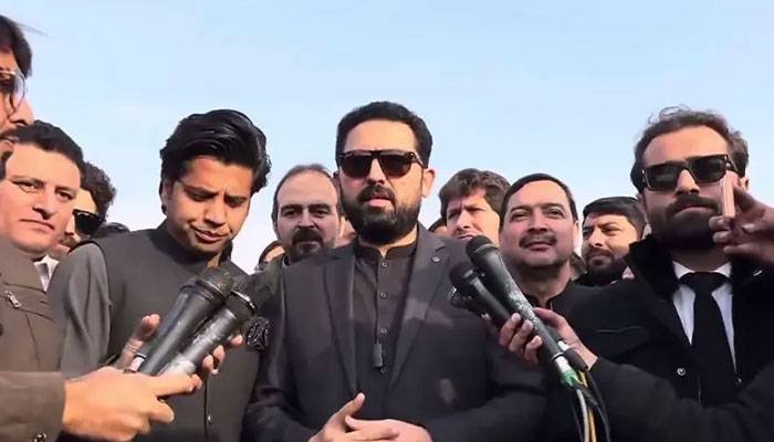 پی ٹی آئی ناراض حکومتی ارکان کو منانے کی کوششیں ناکام