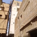 سندھ بلڈنگ، وسطی میں قواعد کے برخلاف پرانی عمارتوں پر بالائی منزلیں
