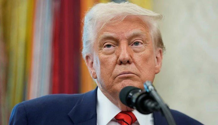 آیت اللہ خامنہ ای کے جنازے پر ایرانیوں کو روتا دیکھ کر حیرت ہوئی، ٹرمپ